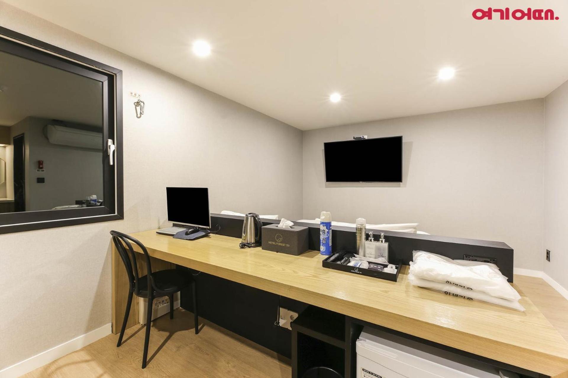 Forest 701 Hotel Daegu Bagian luar foto