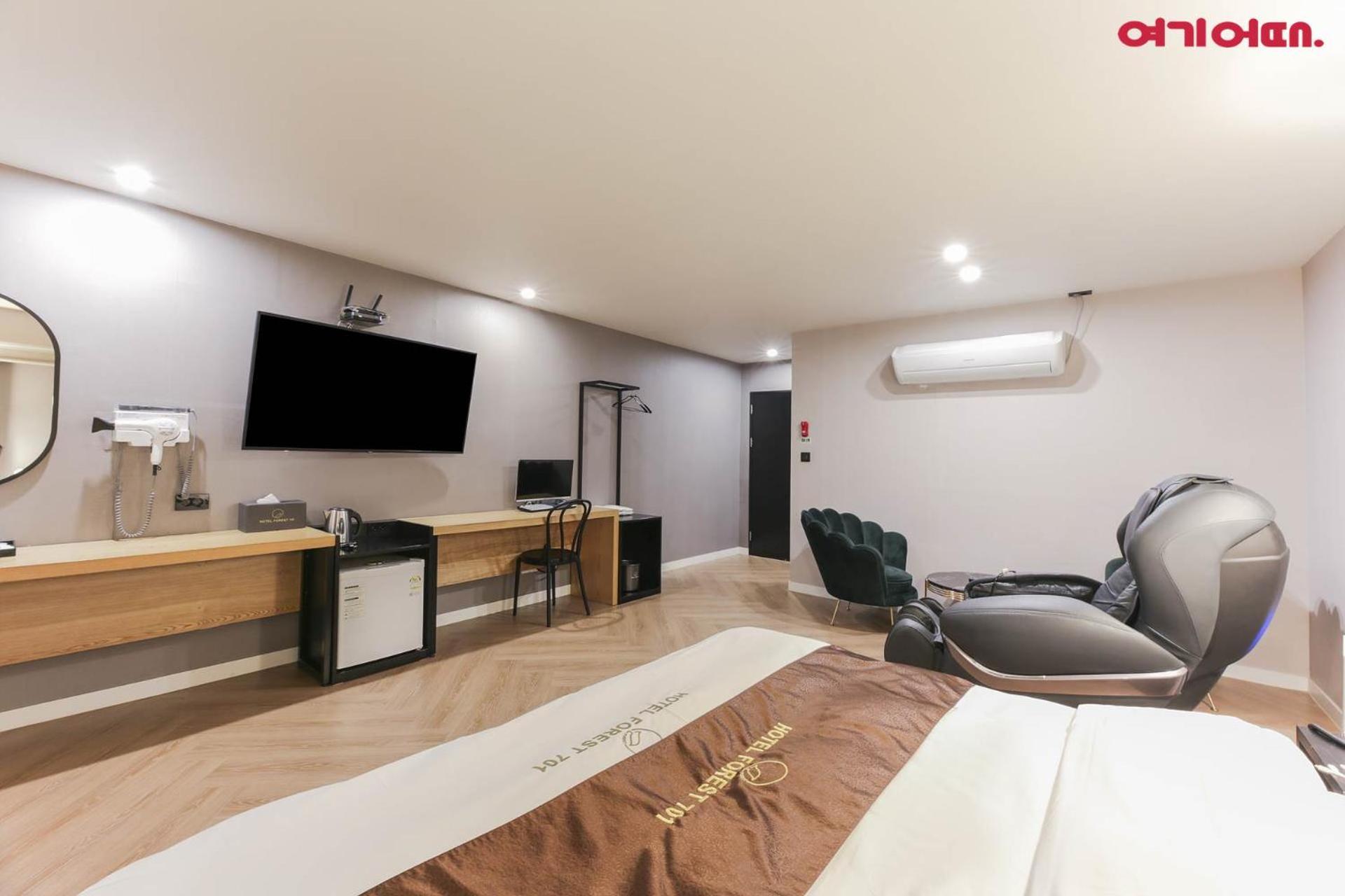 Forest 701 Hotel Daegu Bagian luar foto