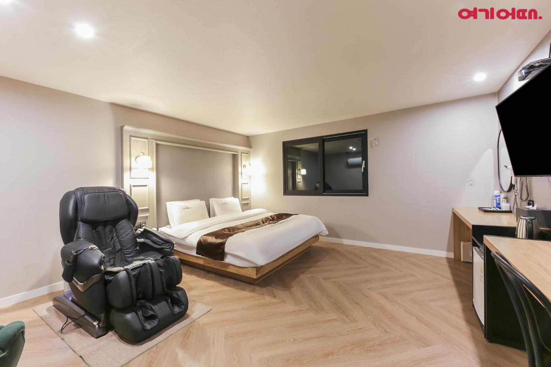 Forest 701 Hotel Daegu Bagian luar foto