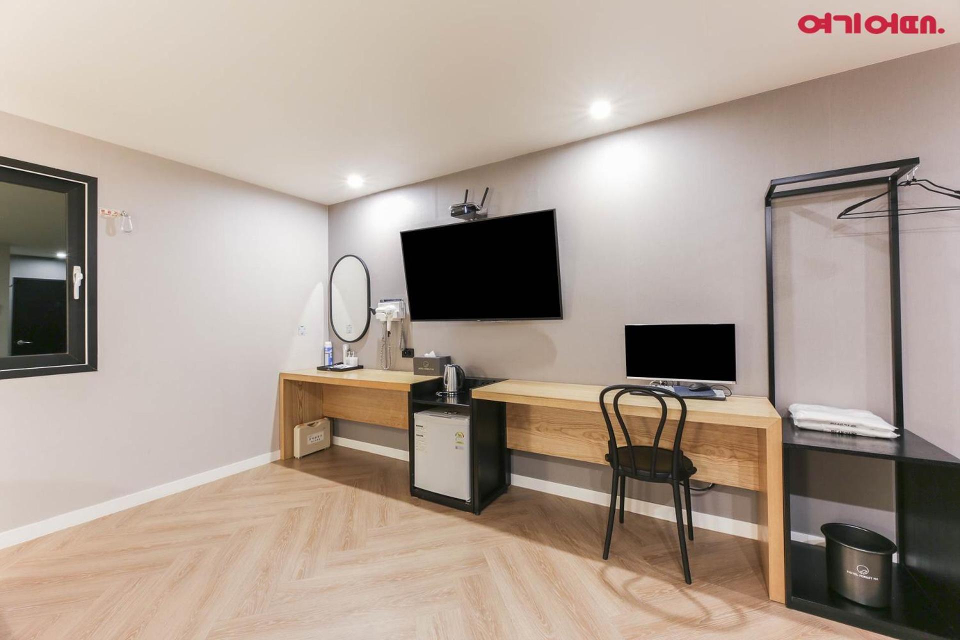 Forest 701 Hotel Daegu Bagian luar foto