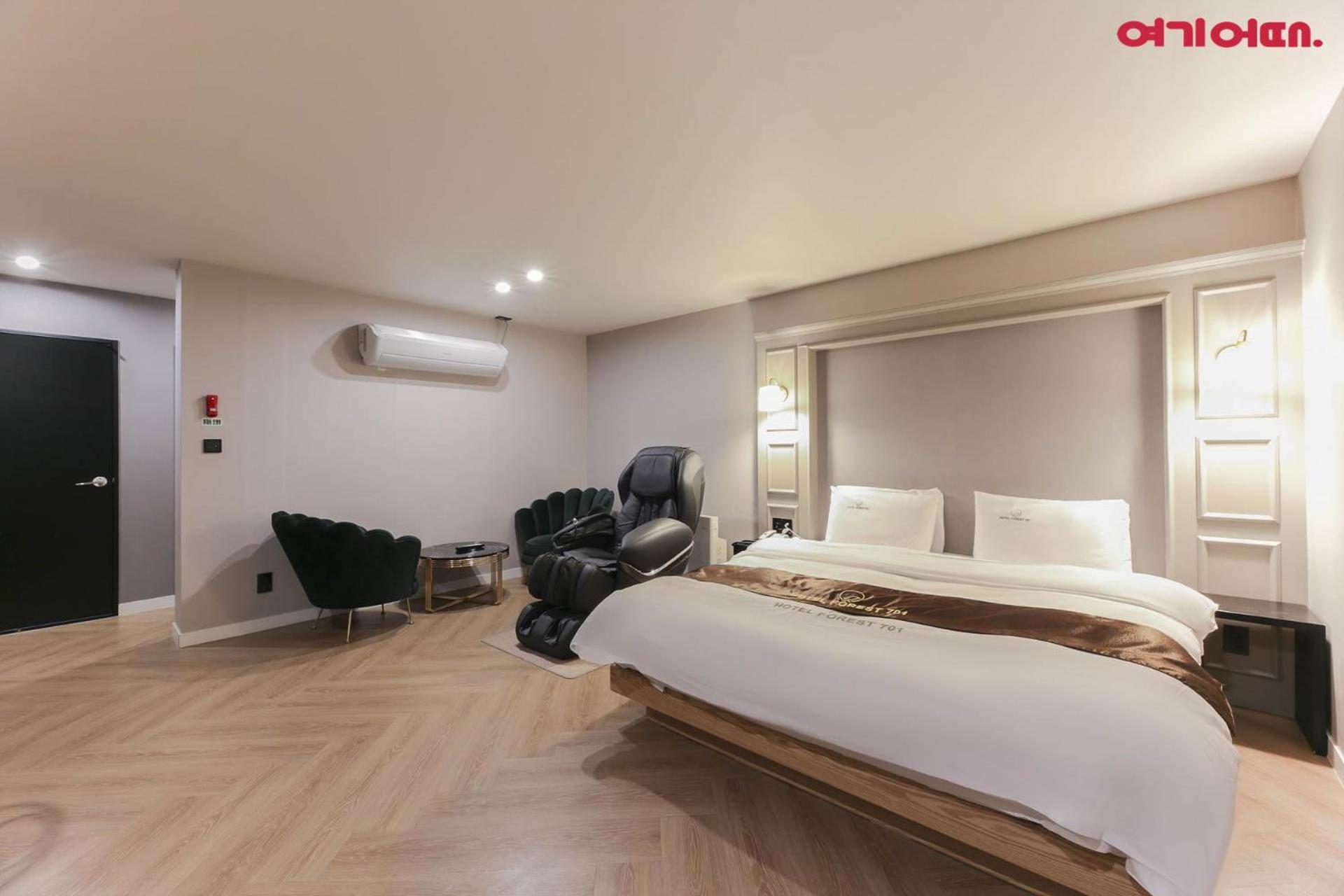 Forest 701 Hotel Daegu Bagian luar foto