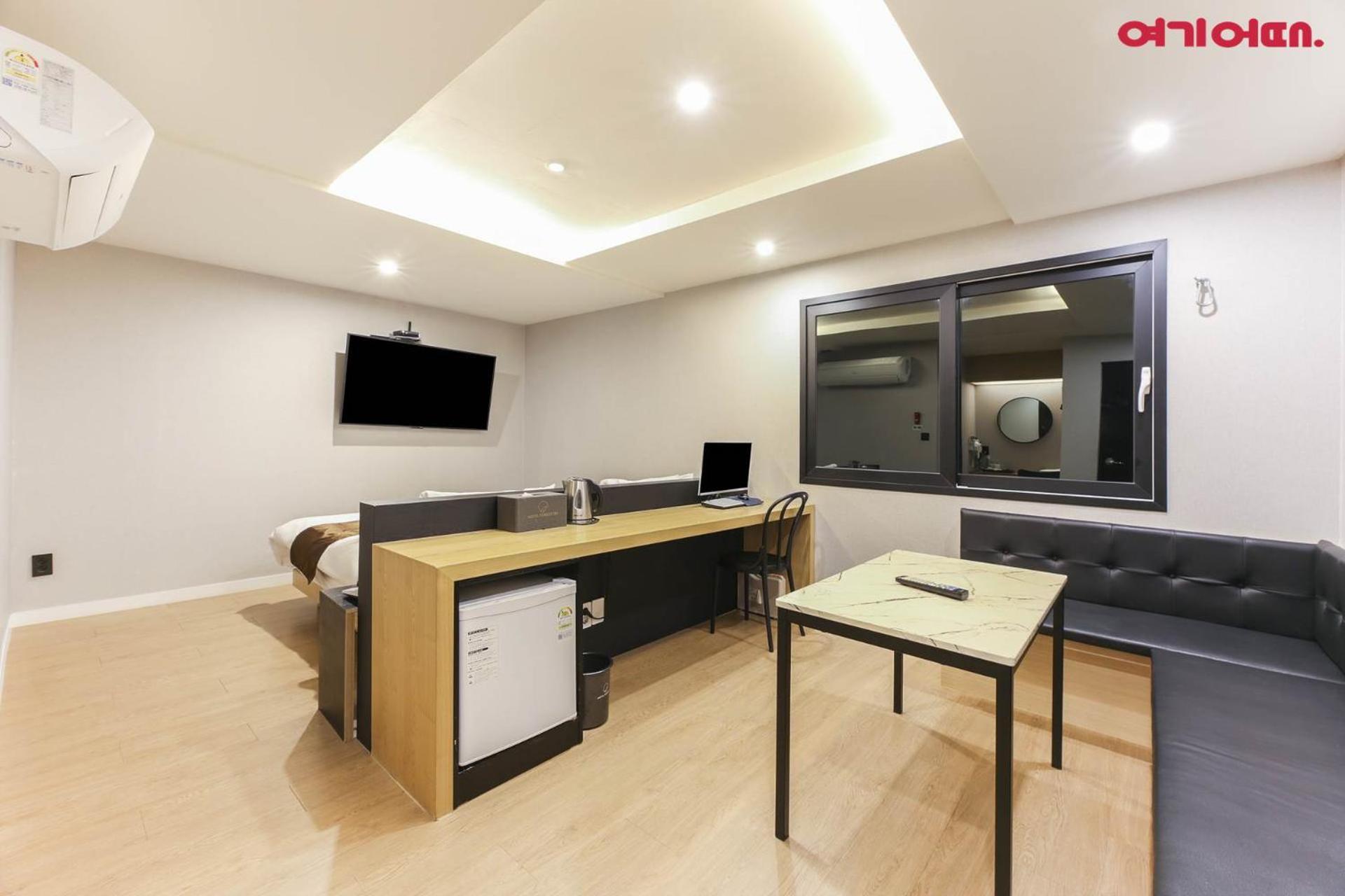 Forest 701 Hotel Daegu Bagian luar foto